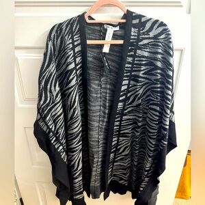 Black and Gray Zebra Print Wrap